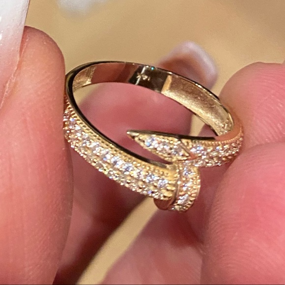 New Solid 14K Gold designer Nail Ring - Picture 15 of 16